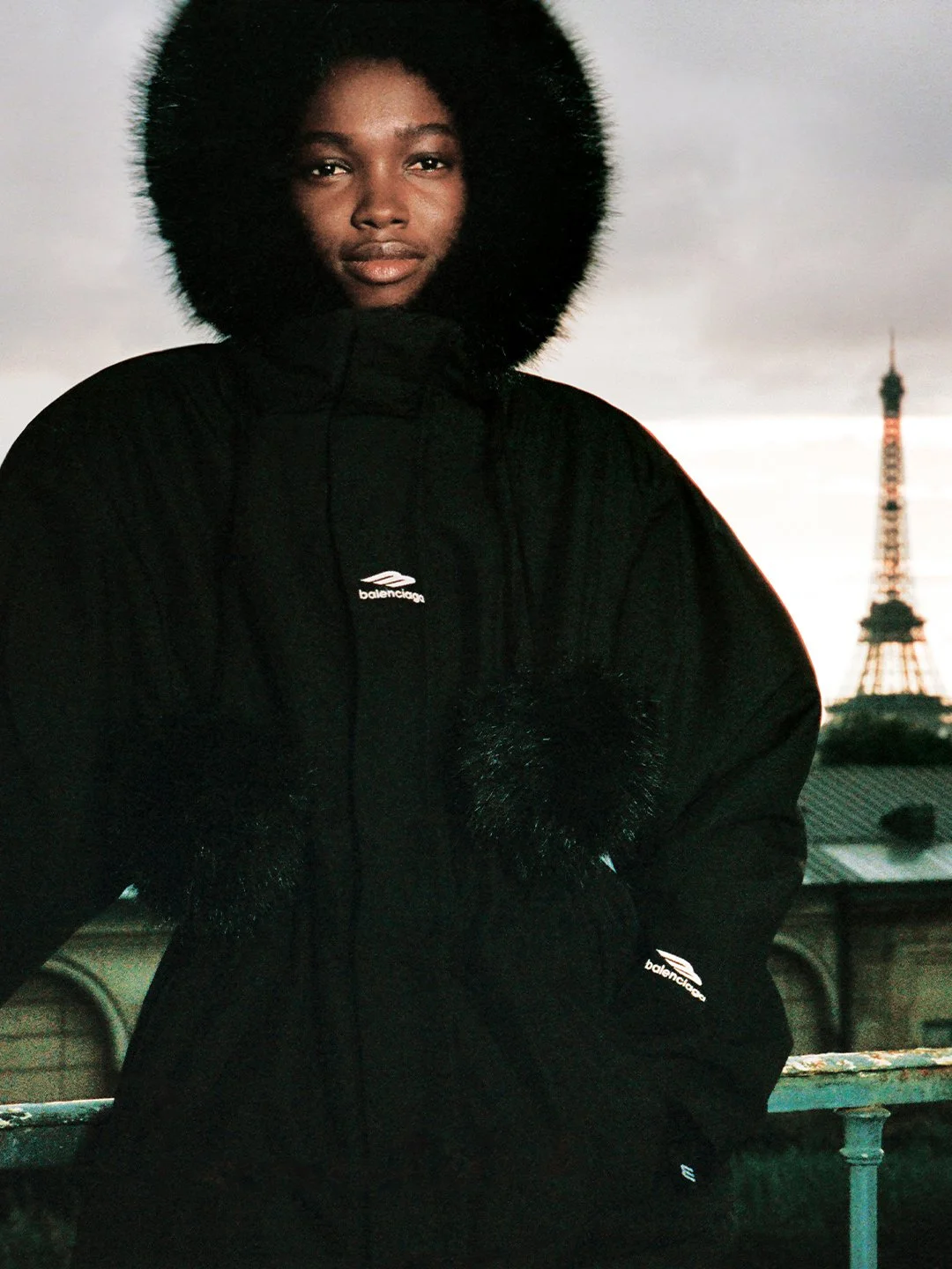 【専用】超希少　Balenciga summer25 puffer jacket Balenciaga logo-print Puffer Jacket | Black | FARFETCH CA